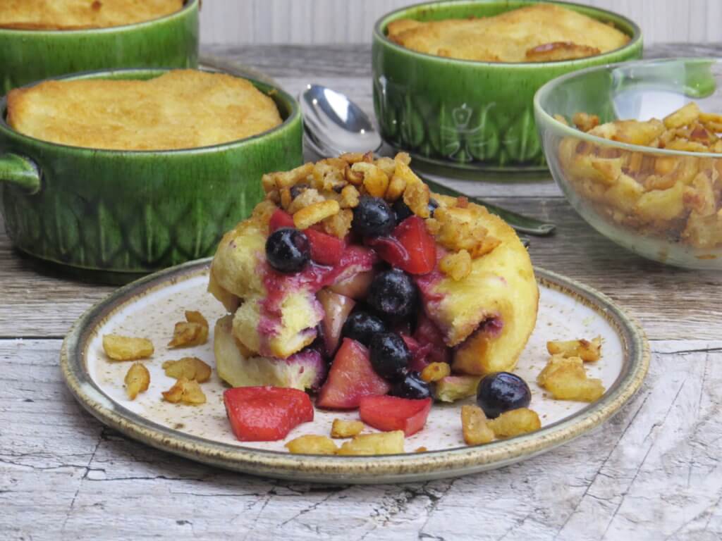 Bread Berry Puddings