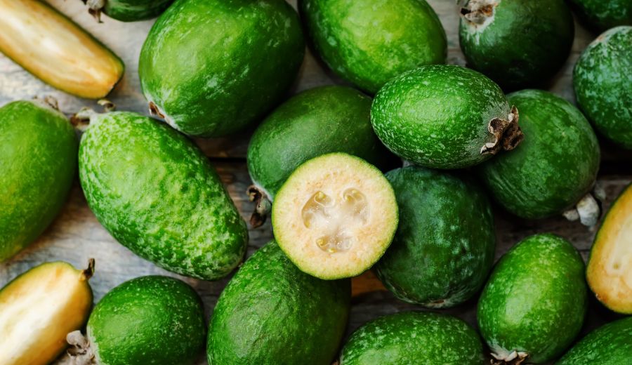 Feijoas