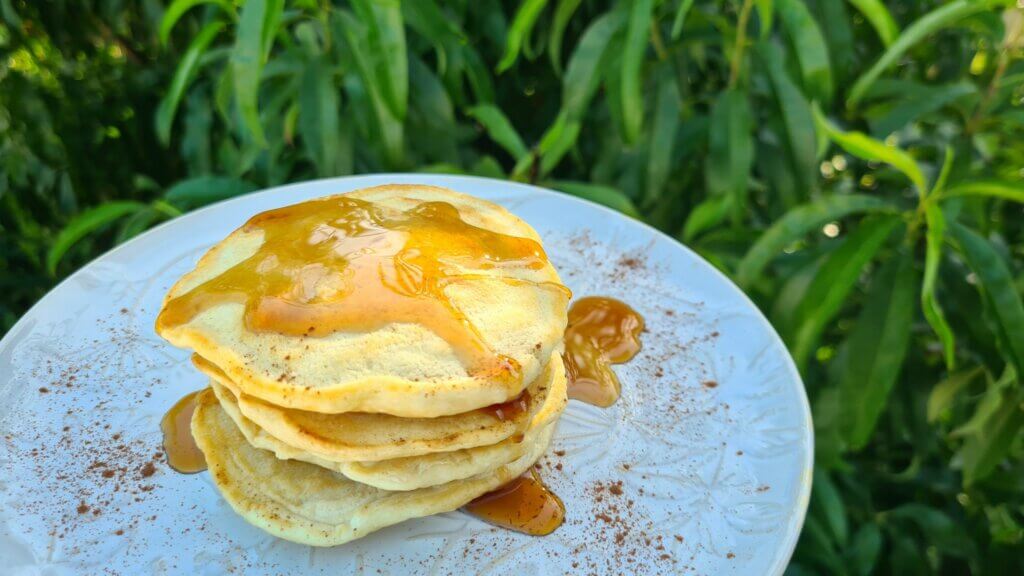 Pancakes (without milk or eggs)
