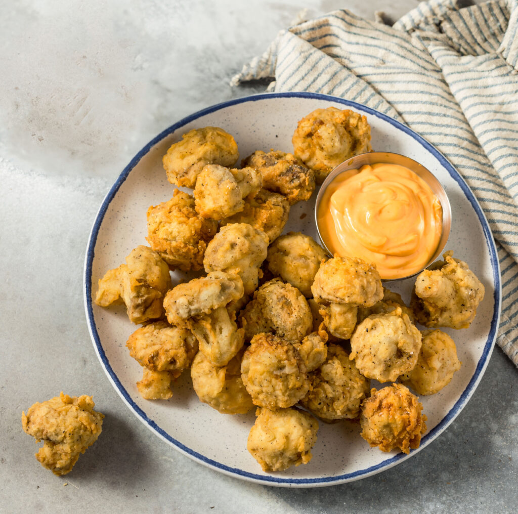 Crispy fried mushrooms with spicy mayo