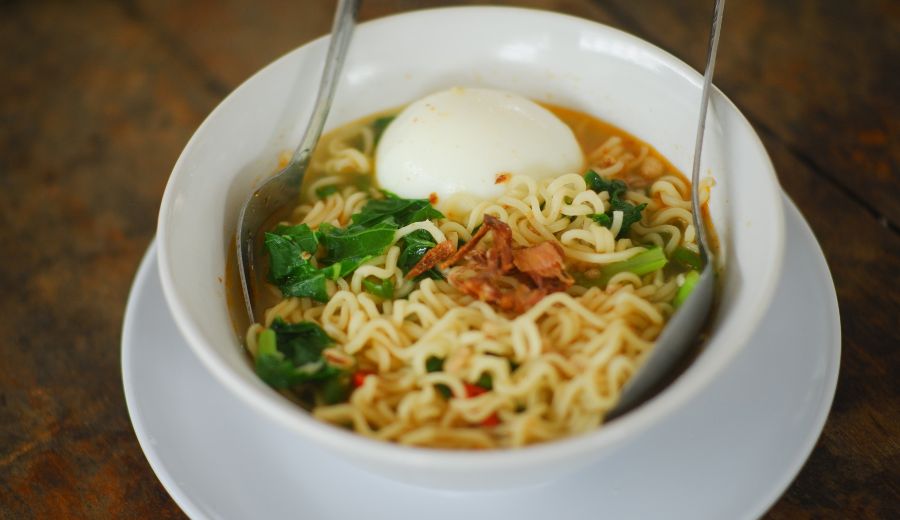 Instant-noodle-soup-five-meals-five-minutes-blog